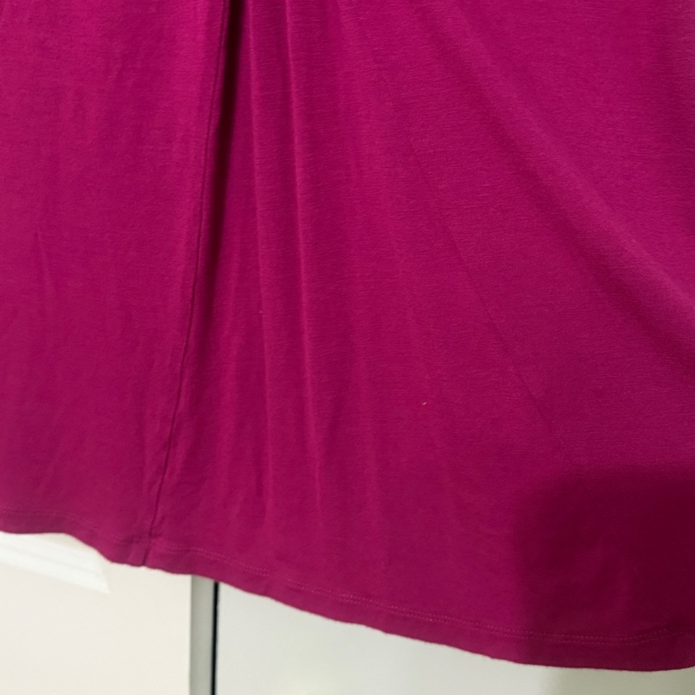 Apt. 9 Fuchsia Pink Sequin V-Neck Top Blouse Size L Pleated Front Festive - Picture 7 of 9